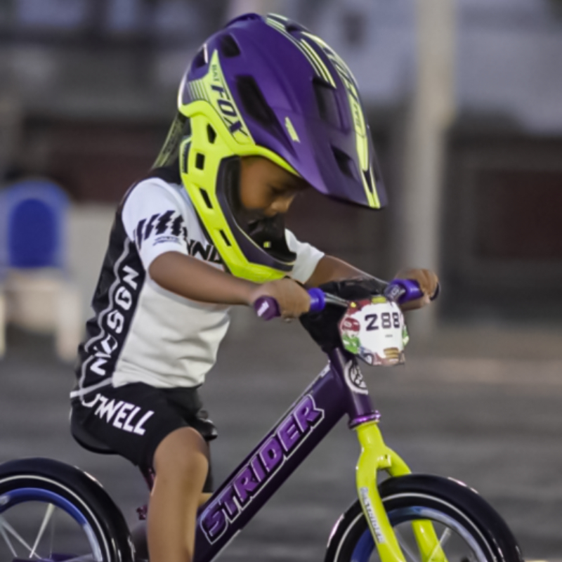 BATFOX dziecięcy kask rowerowy – Motorcycle Gear Kids recenzja i cena