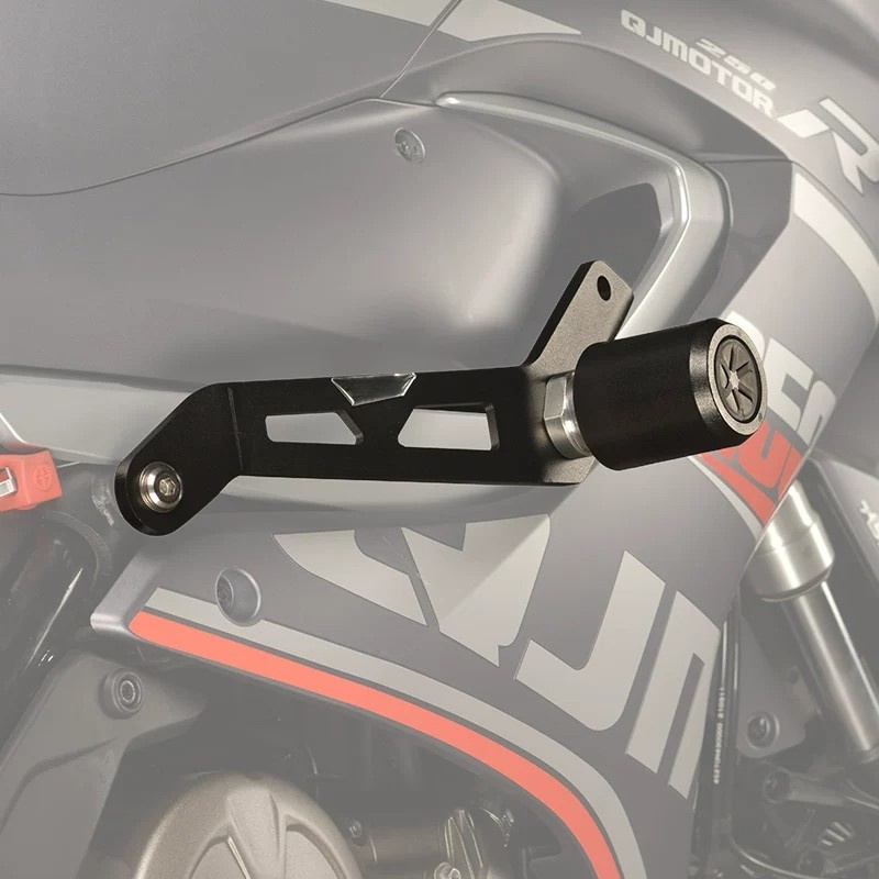 Kompaktowe, lekkie akcesorium  – Motorcycle Gear Essentials recenzja i cena