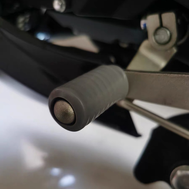 Uniwersalne akcesoria motocykl – Quality Motorcycle Gear recenzja i cena